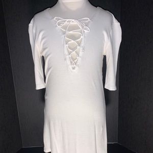 Express Cross Neck T